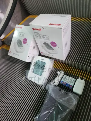 Photo - Yuwell Medical Digital Blood Pressuer Monitor奢求digital Bp Monitor
