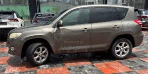 Toyota RAV4 2.5 2012 Brown