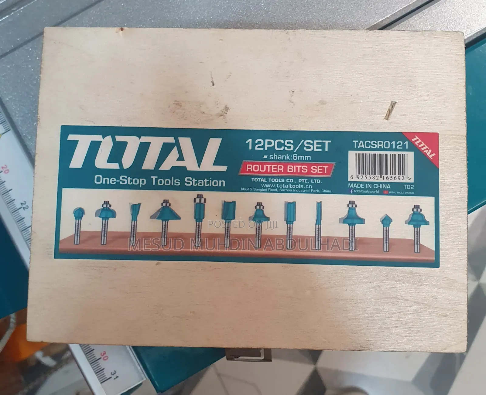Total Router Bits 12pcs