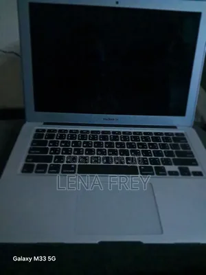 Laptop Apple MacBook 2015 8GB Intel Core I5 HDD 256GB