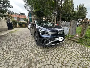 Volkswagen ID.6 2023 Blue