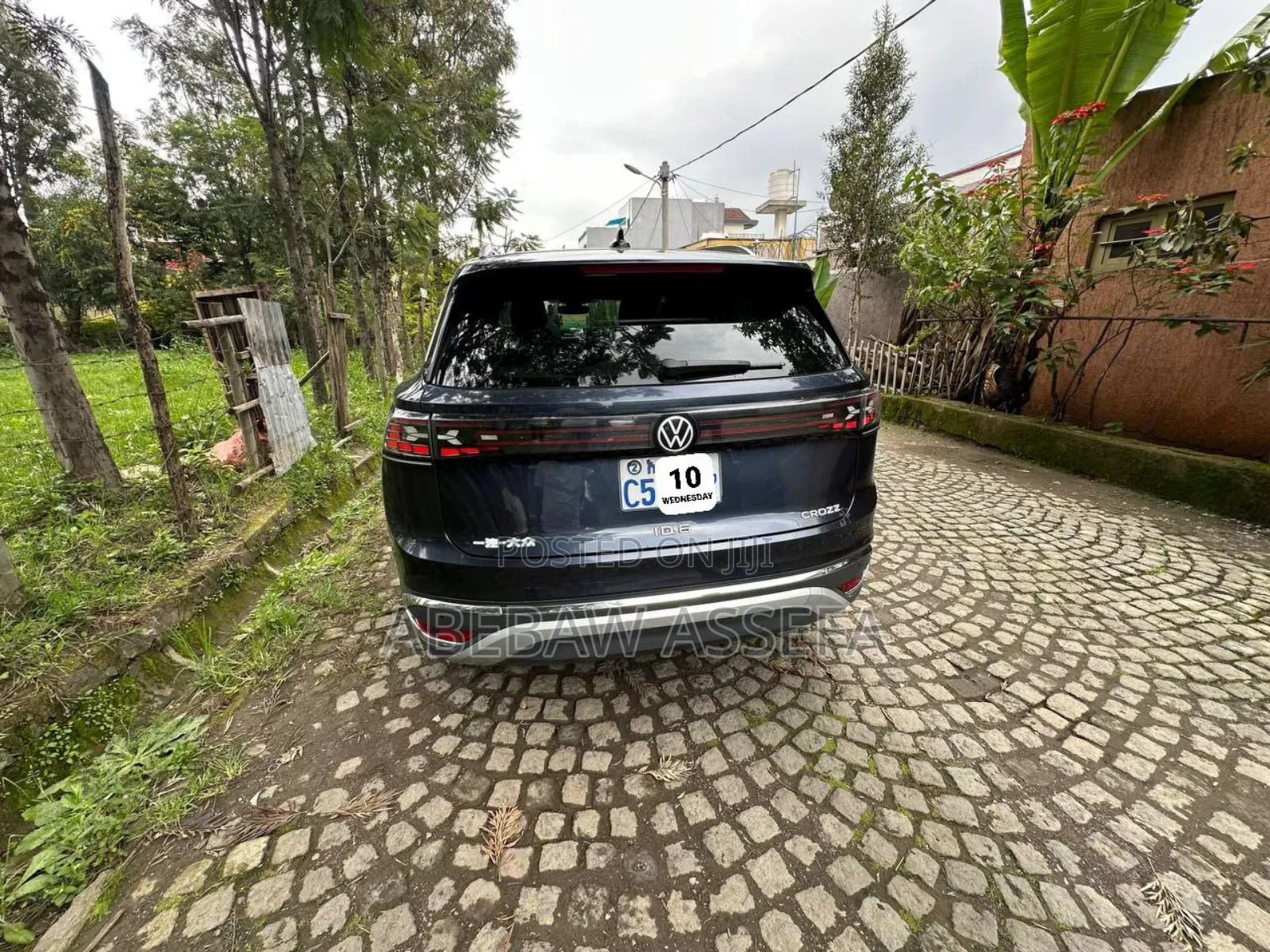 Volkswagen ID.6 2023 Blue