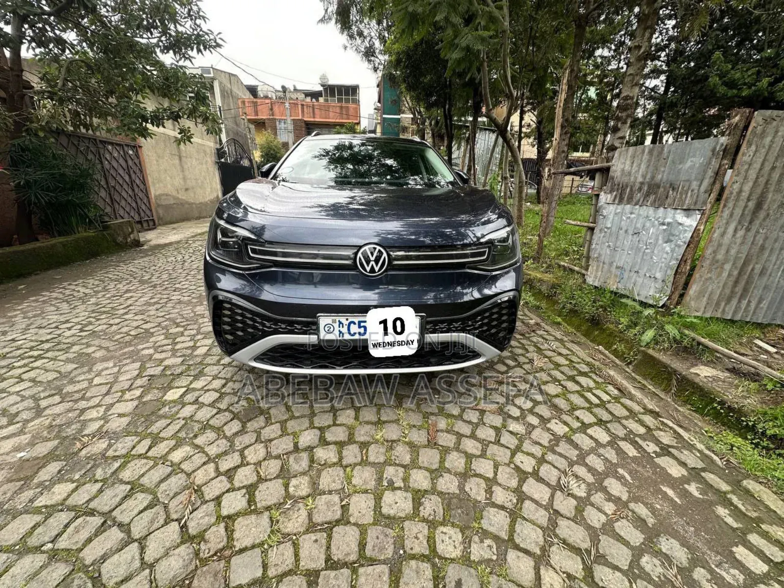 Volkswagen ID.6 2023 Blue