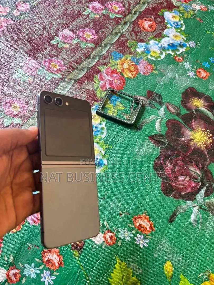 Samsung Galaxy Z Flip 5 256 GB Black