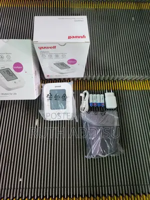 Photo - Digital Yuwell Blood Pressuer Monitor夷狄medical Brand New Bp Monitor