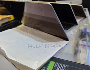 New Laptop Apple MacBook Pro M1 16GB Apple M1 Pro SSD 512GB