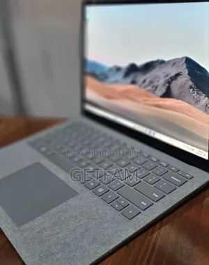 New Laptop Microsoft Surface 16GB Intel Core I7 SSD 512GB