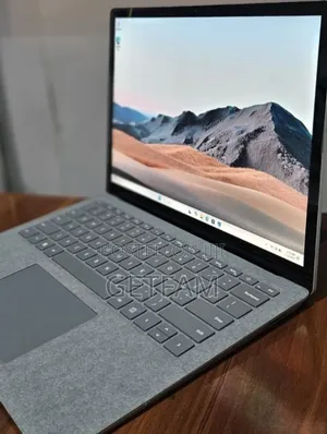 New Laptop Microsoft Surface 16GB Intel Core I7 SSD 512GB