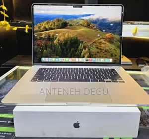 Photo - New Laptop Apple MacBook 8GB Apple M3 SSD 256GB