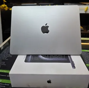 New Laptop Apple MacBook 16GB Apple M2 SSD 256GB