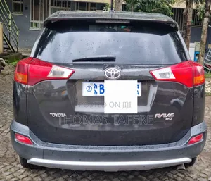 Toyota RAV4 2015