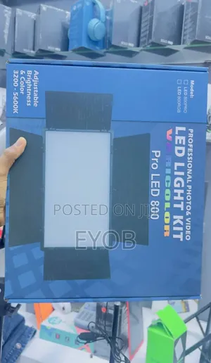 Professional Photo and Video 
Led Light Kit