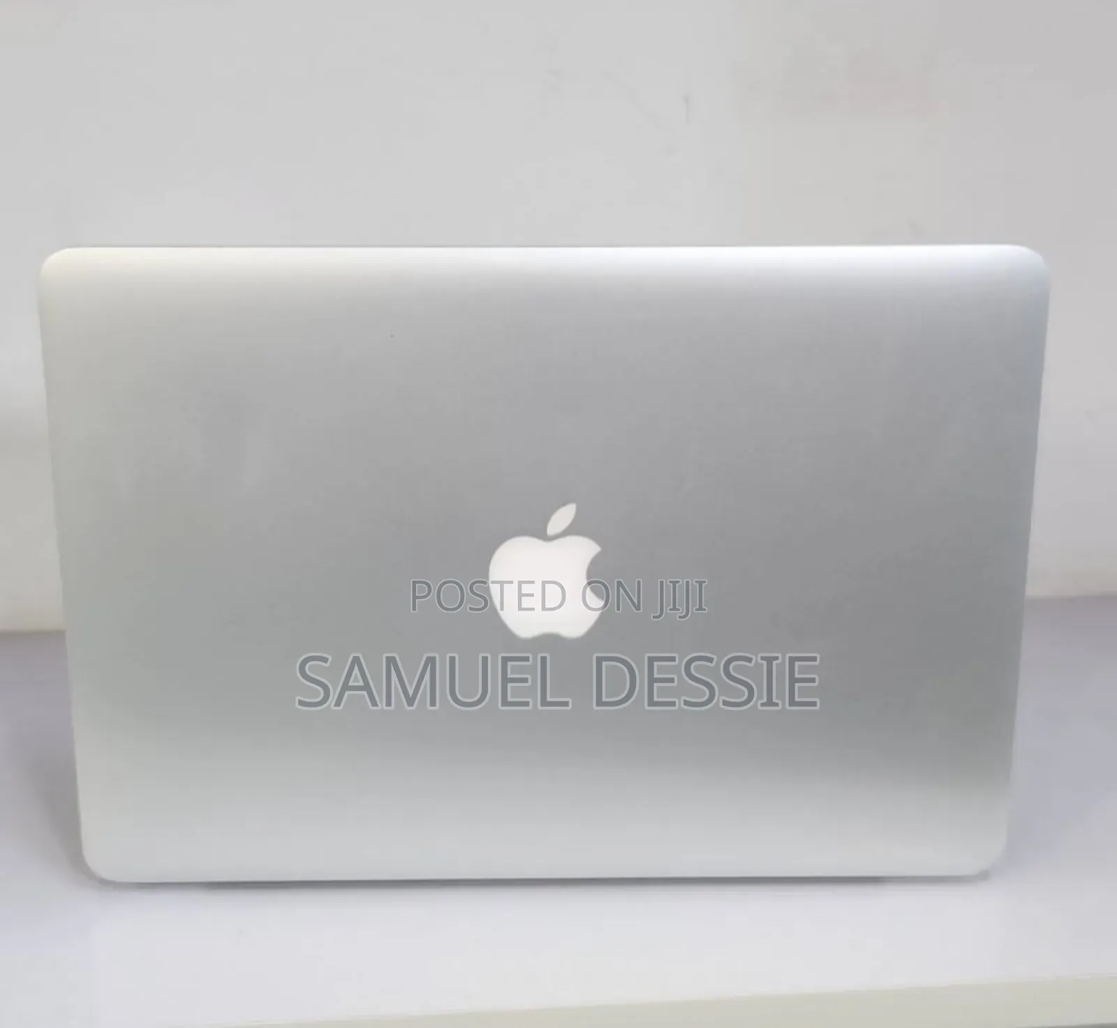 Laptop Apple MacBook Pro 2015 8GB Intel Core I5 SSD 256GB
