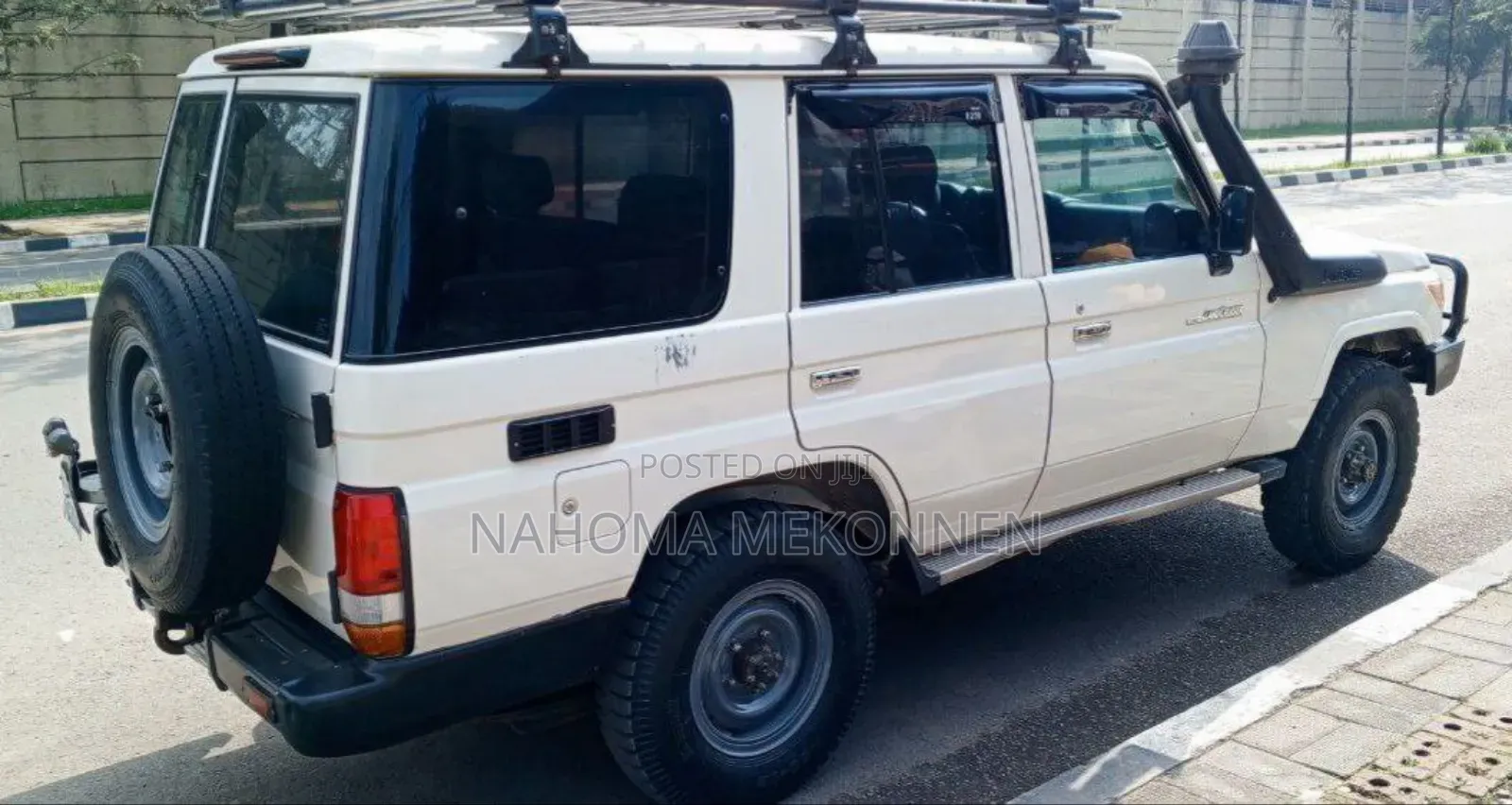 Toyota Land Cruiser 2018 White