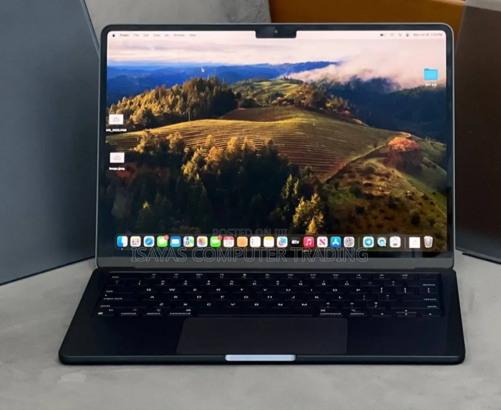 New Laptop Apple MacBook Air 2022 M2 8GB SSD 256GB