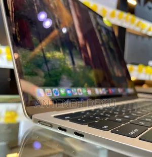 New Laptop Apple MacBook Air 2024 M3 13-Inch 16GB Apple M3 SSD 512GB