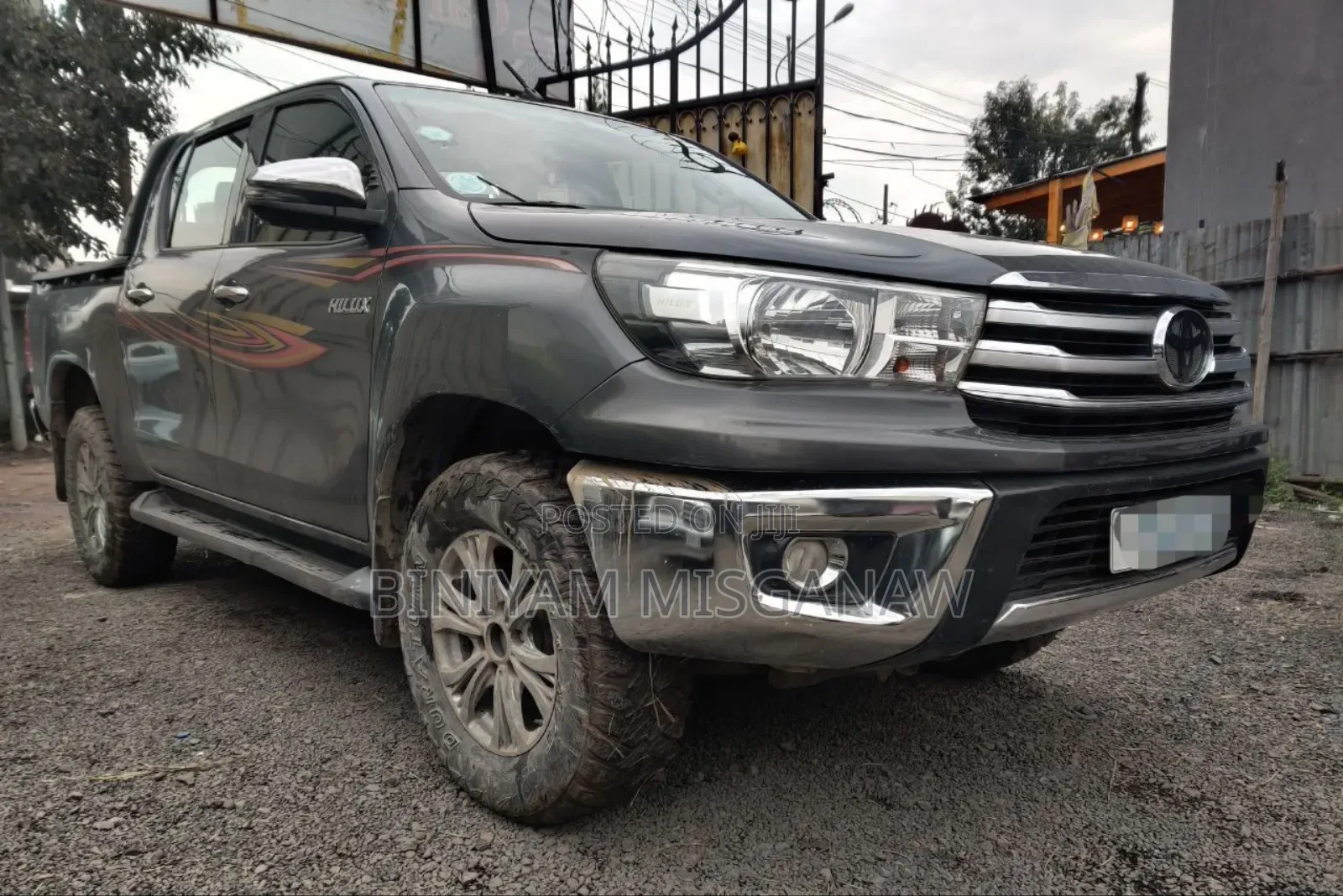 Toyota Hilux 2017 Gray