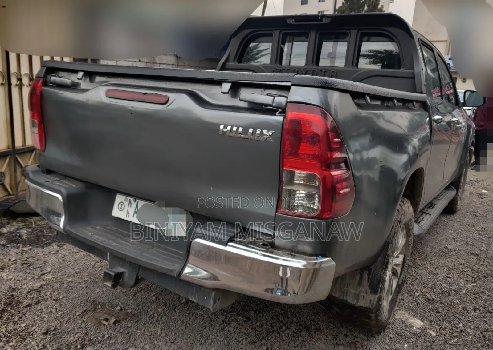 Toyota Hilux 2017 Gray