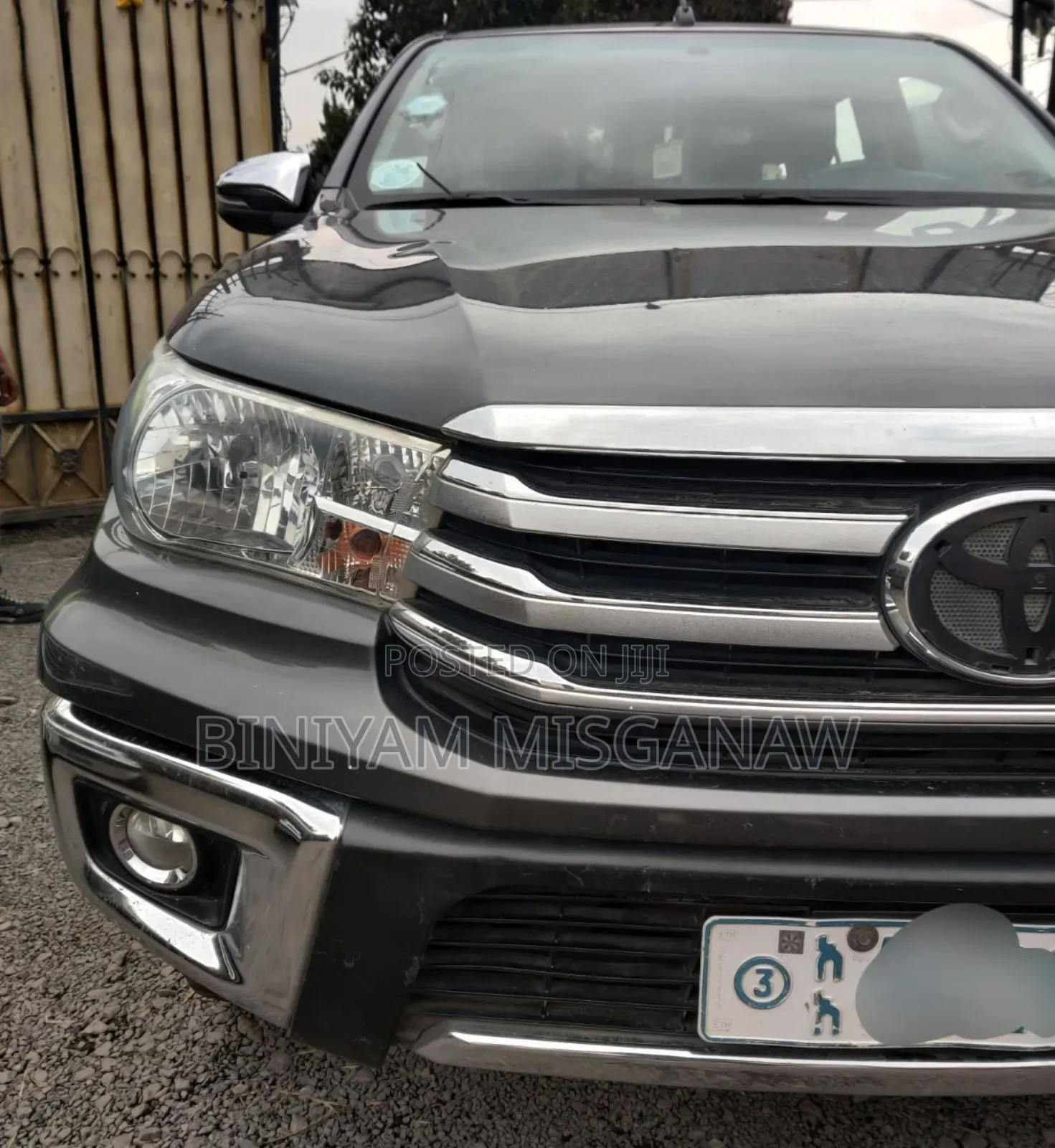 Toyota Hilux 2017 Gray