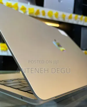 New Laptop Apple MacBook Air 2024 M3 13-Inch 16GB Apple M3 SSD 512GB