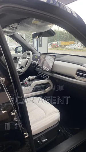 New BYD Leopard 8 2.0 Hybrid AWD 2025 Black