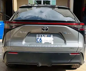 Toyota bZ4X 2024 Gray