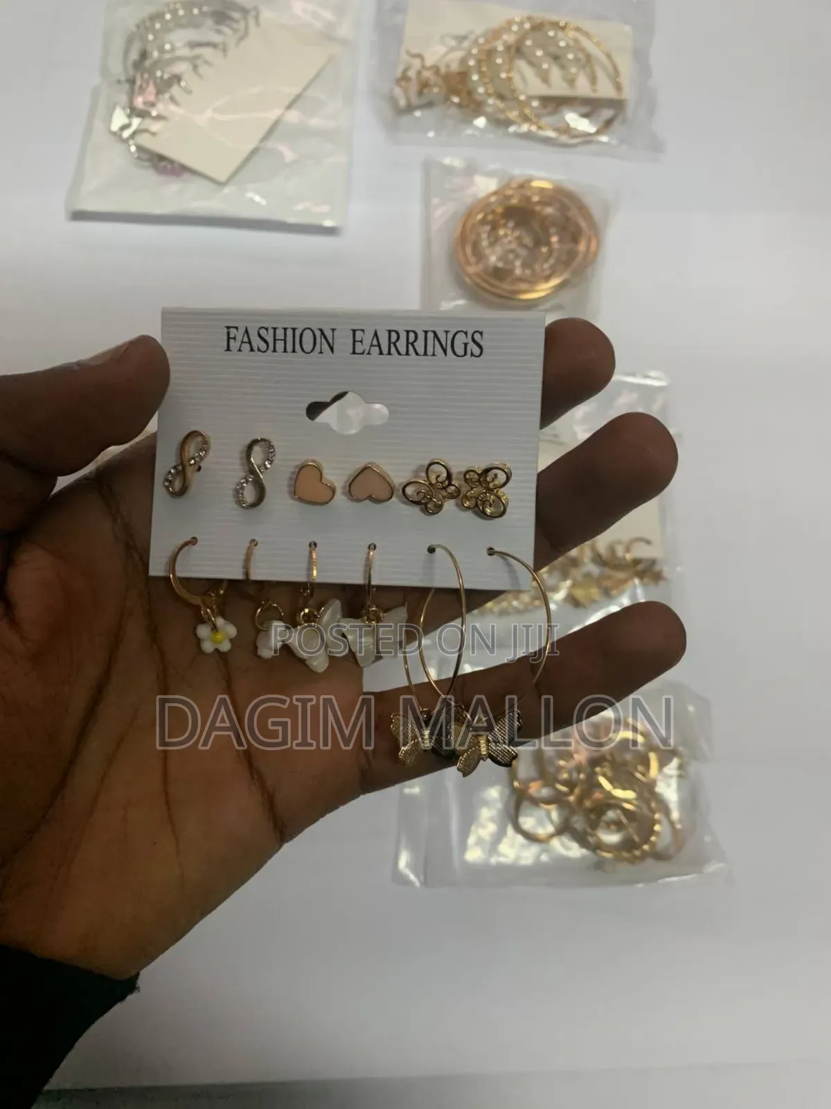 Jewelry (Earrings)