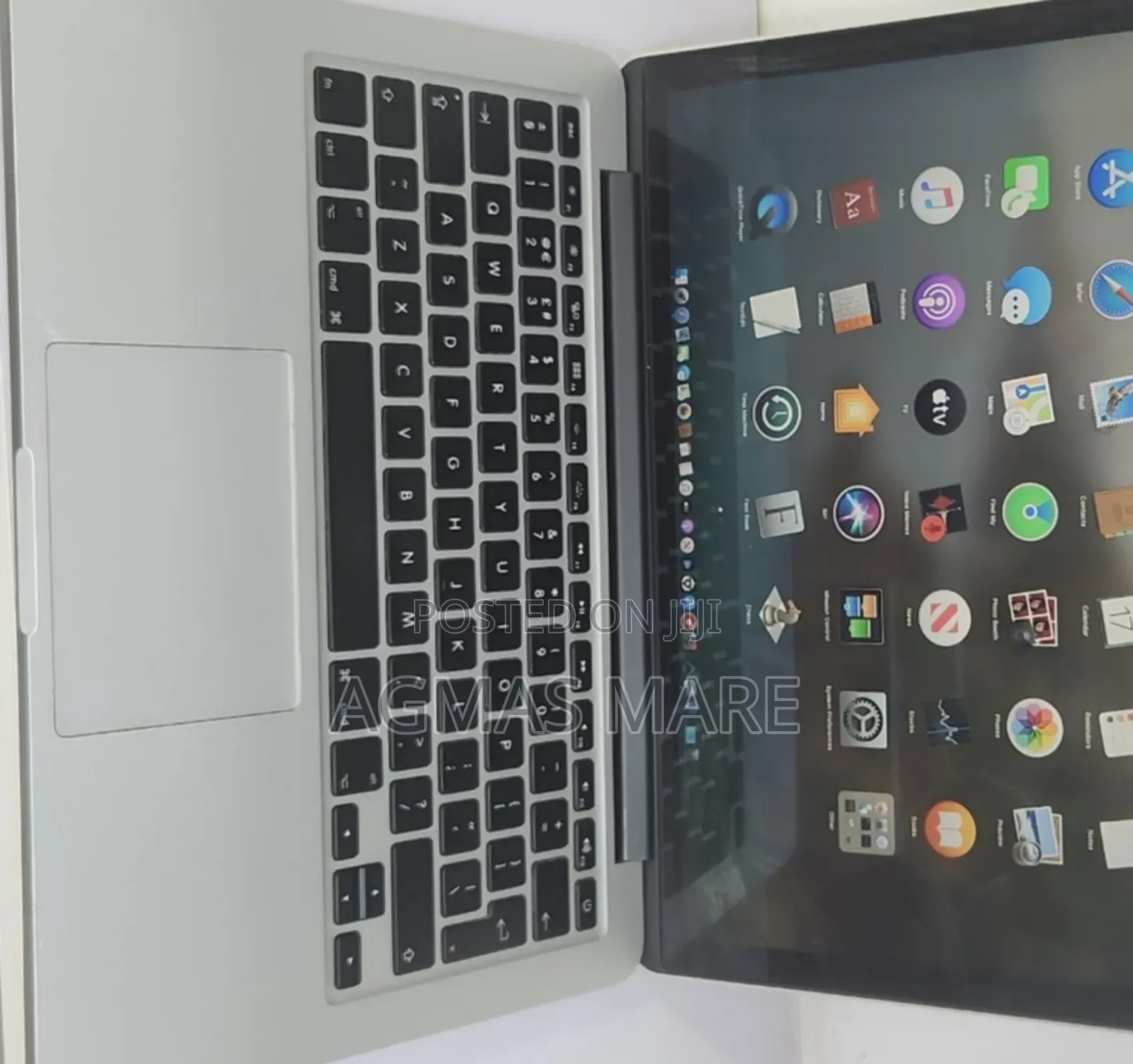 New Laptop Apple MacBook Pro 2015 8GB Intel Core I5 SSD 256GB