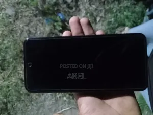 Photo - New Oale P1 64 GB Black