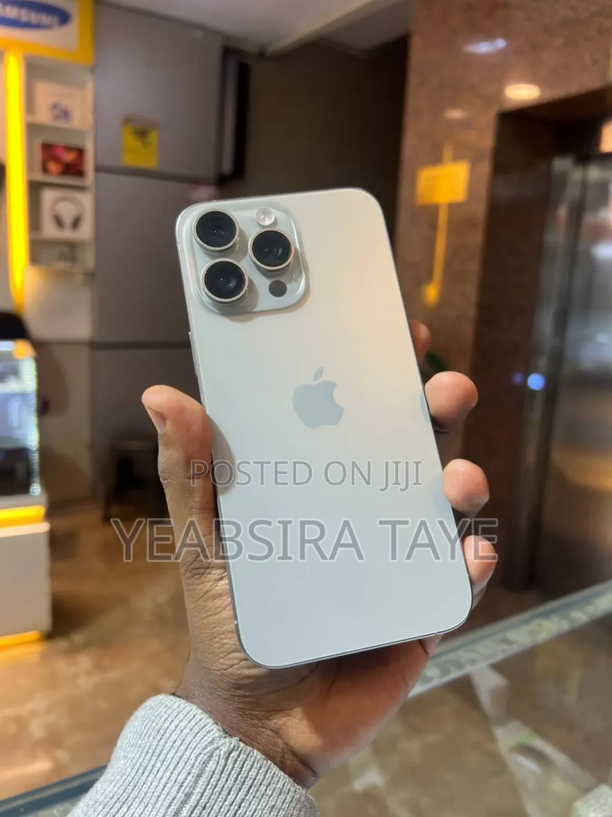 Apple iPhone 15 Pro Max 256 GB Silver