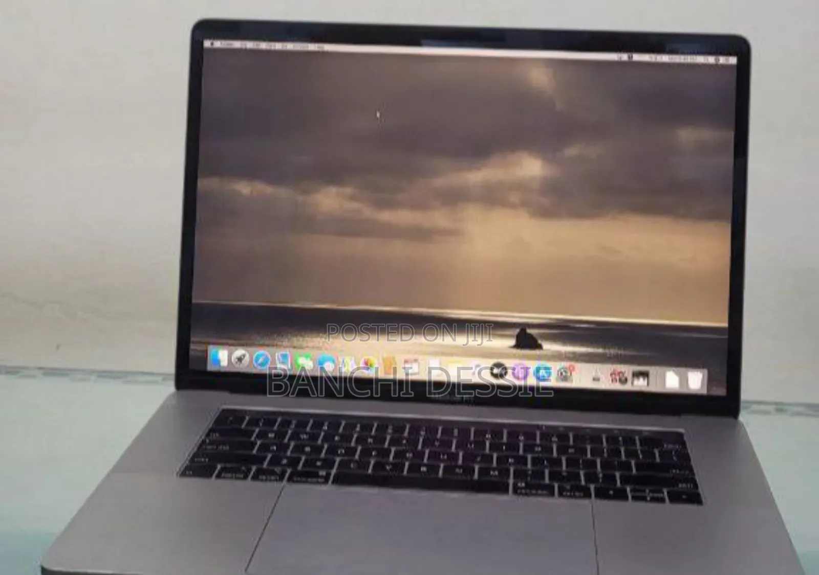 New Laptop Apple MacBook Pro 2019 32GB Intel Core I9 SSD 1T