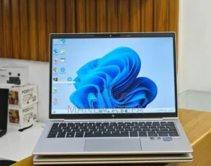 New Laptop HP EliteBook 830 G9 16GB Intel Core I5 SSD 512GB