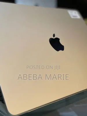 New Laptop Apple MacBook Air 2023 M2 8GB Apple M2 SSD 256GB