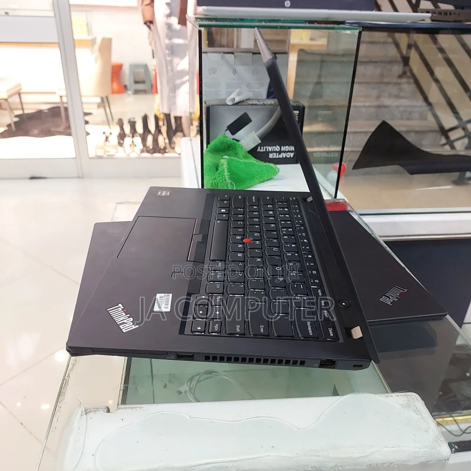 New Laptop Lenovo ThinkPad T495s 16GB AMD Ryzen 5 SSD 512GB