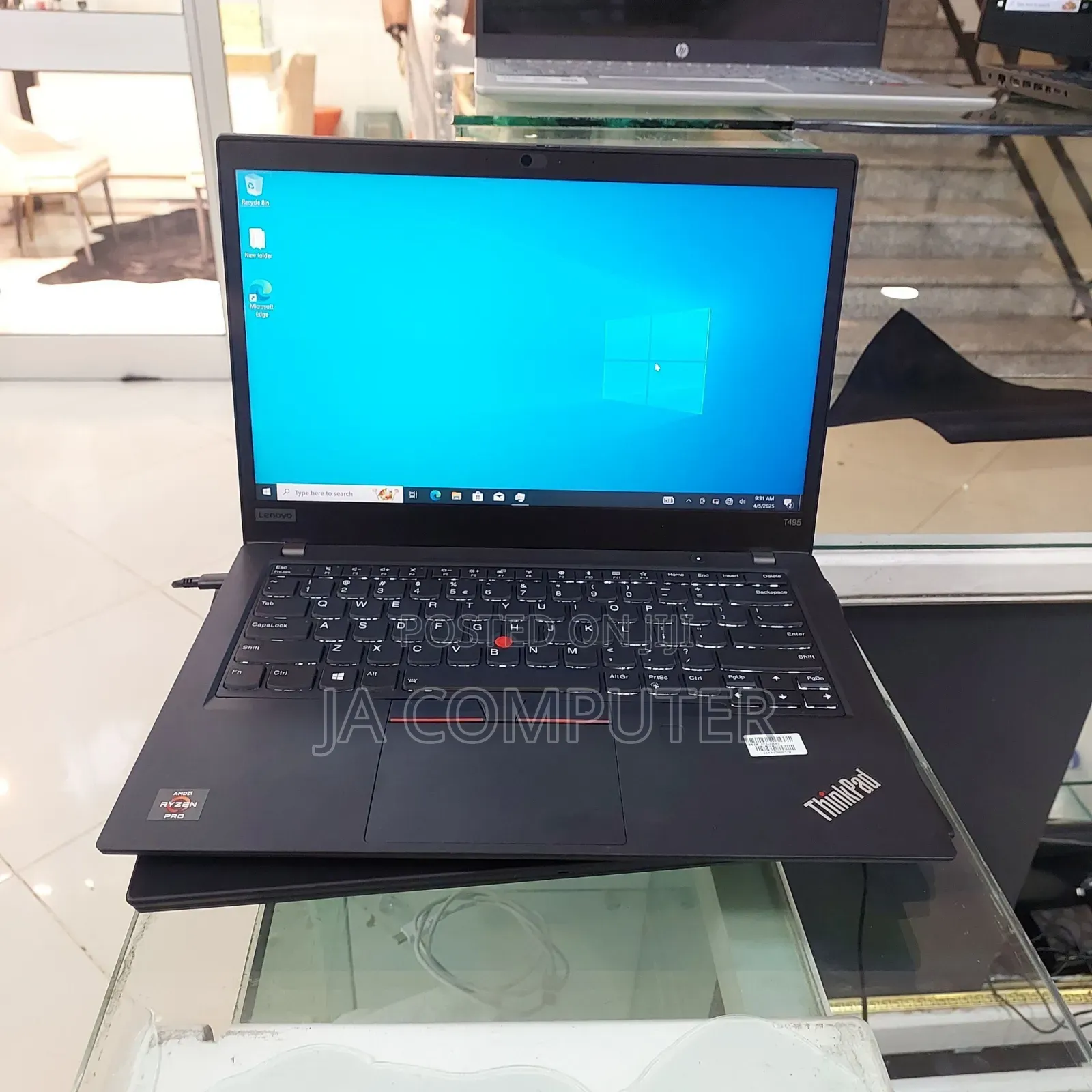 New Laptop Lenovo ThinkPad T495s 16GB AMD Ryzen 5 SSD 512GB