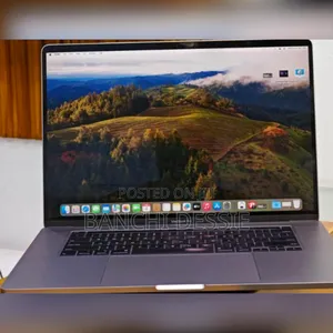 New Laptop Apple MacBook Pro 2019 32GB Intel Core I9 SSD 1T