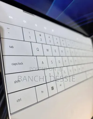 New Laptop Dell XPS 13 16GB Intel Core I7 SSD 512GB