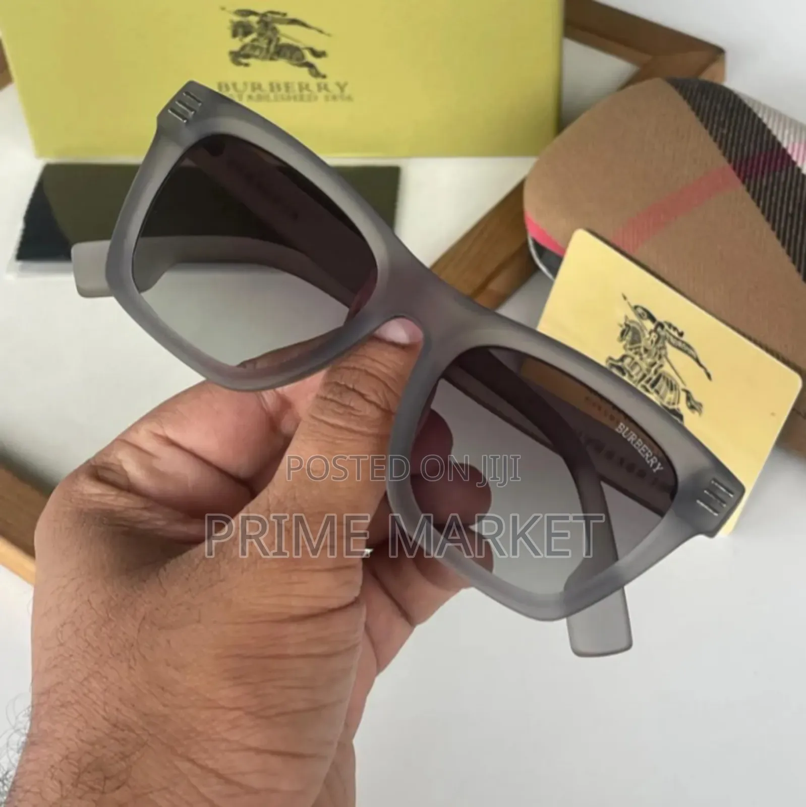 Burberry Luxury 2818 Wayfarers Sunglasses