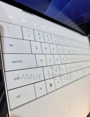 New Laptop Dell XPS 13 16GB Intel Core I7 SSD 512GB