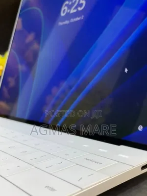 New Laptop Dell XPS 13 16GB Intel Core I7 SSD 512GB