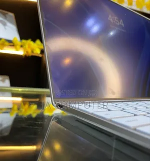 New Laptop Dell XPS 13 8GB Intel Core I5 SSD 512GB