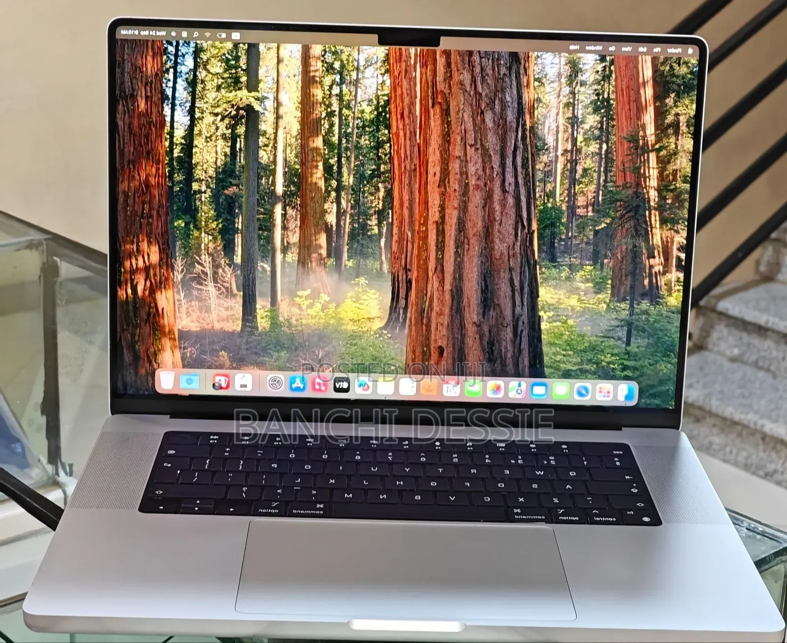 New Laptop Apple MacBook Pro M1 32GB Apple M1 Pro SSD 1T