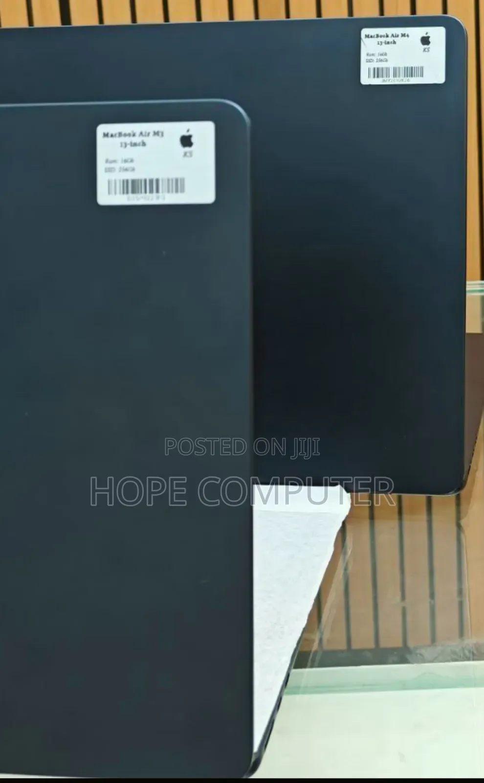 New Laptop Apple MacBook Air 2024 M3 13-Inch 16GB Apple M3 SSD 256GB