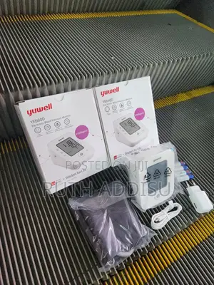 Photo - Yuwell Blood Pressure Monitor麩我medical and Home Use Digital Bp Monitor