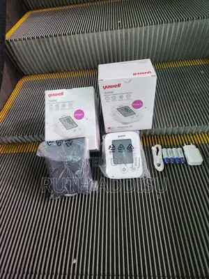 Photo - Very Strong on Hand Calf Blood Pressure Monitor奔波digital Bp Monitor