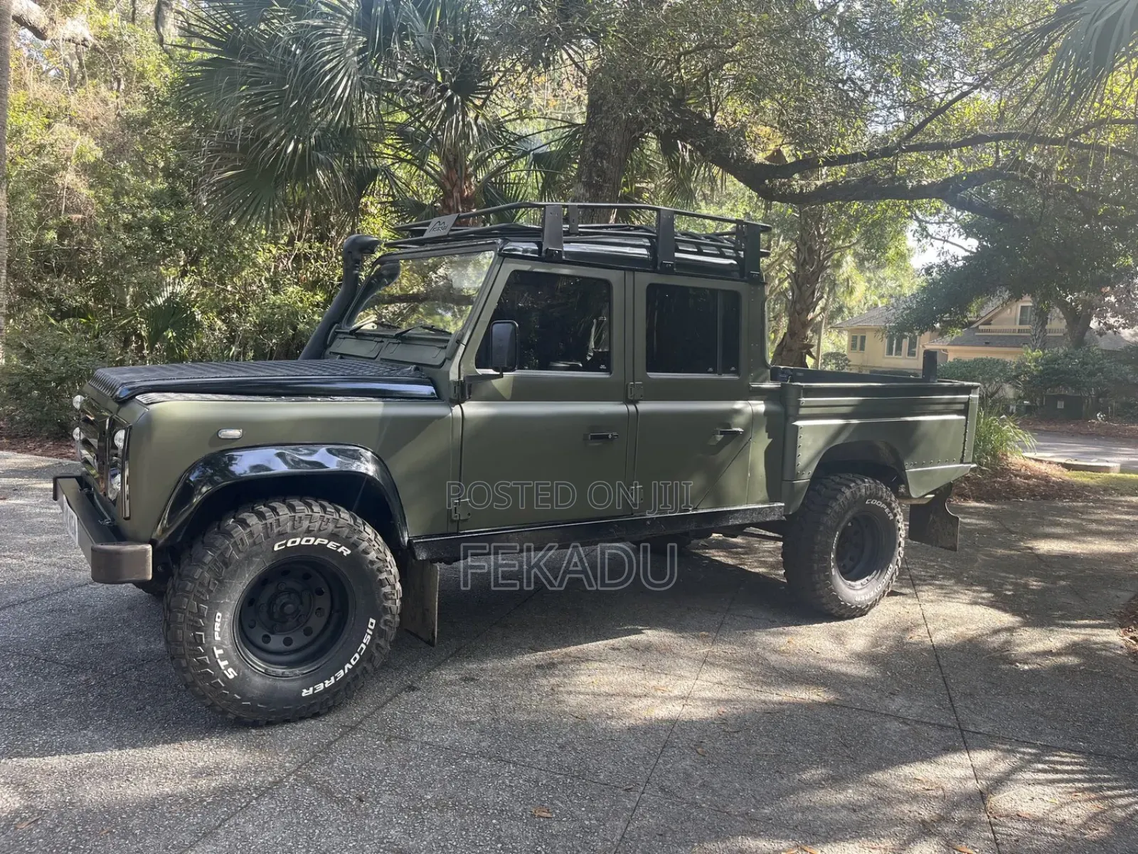 Land Rover Defender 2000 Gray