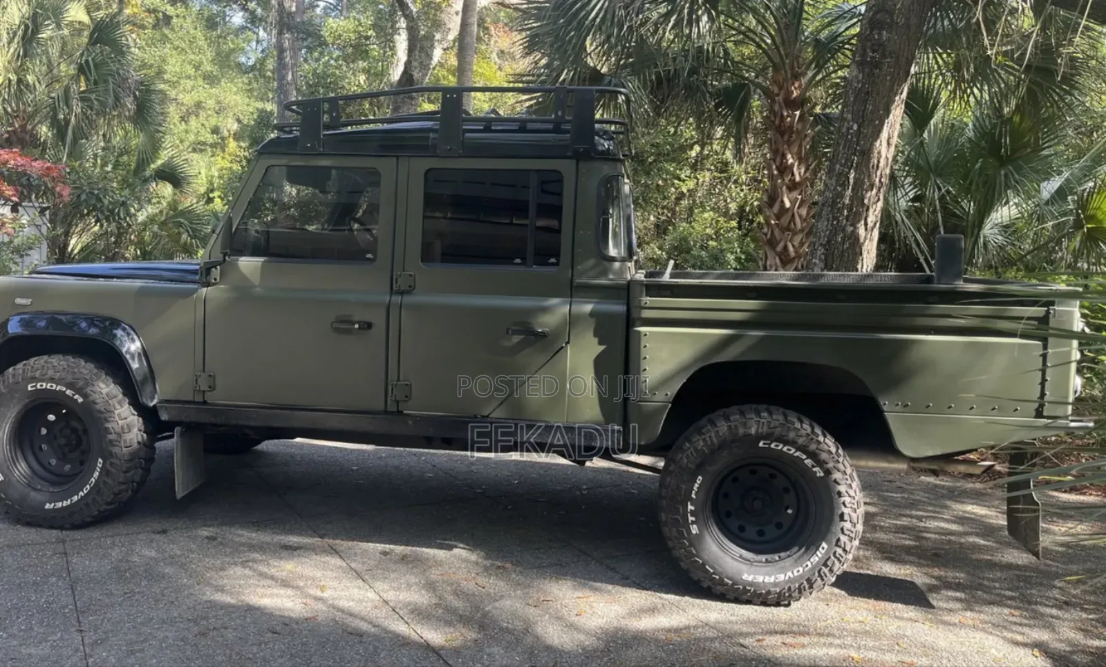 Land Rover Defender 2000 Gray