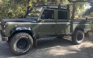 Land Rover Defender 2000 Gray