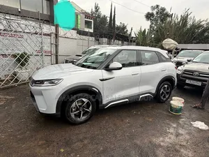 BYD Yuan Up 2025 Gray