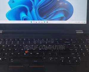 Photo - New Laptop Lenovo Thinkpad P15s 16GB Intel Core I7 SSD 256GB